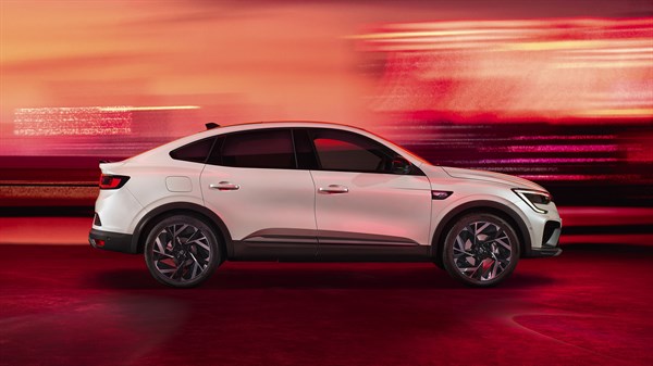 contrat location avec option d'achat - financement et services - Renault Arkana full hybrid E-Tech