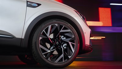 contrats d'entretien - financement et services - Renault Arkana full hybrid E-Tech 